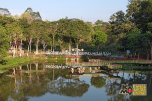CCR Unpad-UI-Monash University-CSIRO Australia Gelar Pelatihan Audit Sampah untuk Riset di Citarum