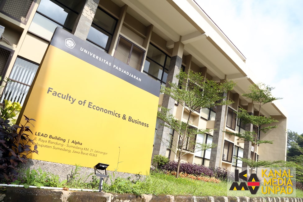 Terakreditasi FIBAA, Sembilan Prodi FEB Unpad Raih Predikat “Accredited without Conditions”