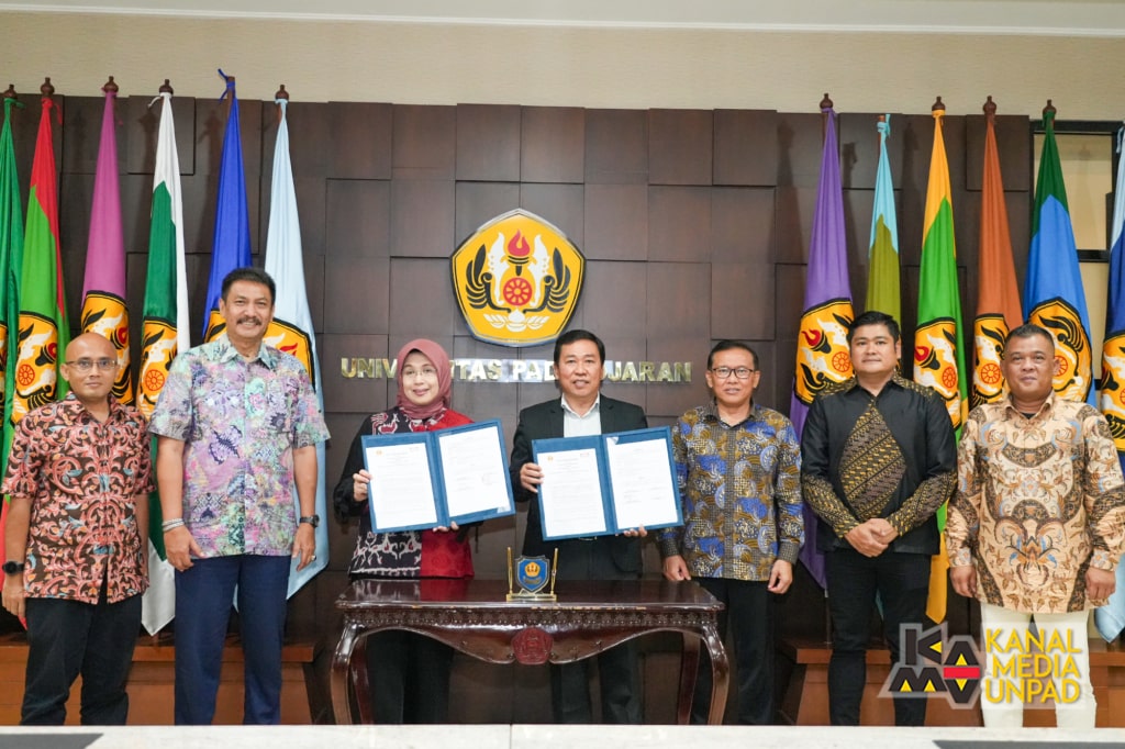 Unpad dan Indomaret Jalin Kerja Sama Tridarma